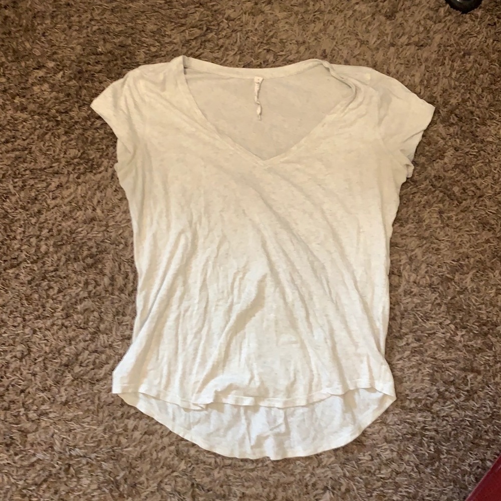 Lululemon tee shirt